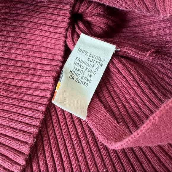 ❌SOLD❌ Smart Set Vintage Deep Red V-Neck Cardigan - Picture 4 of 9